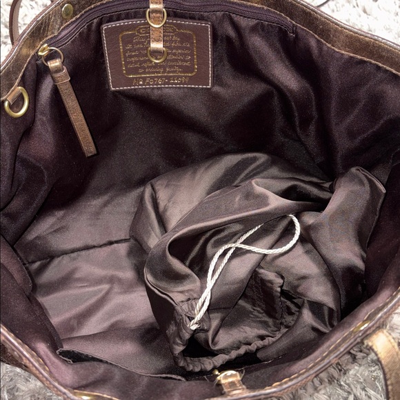 COACH Brown Signature Tote Bag F0767 - 11099 - Picture 9 of 9